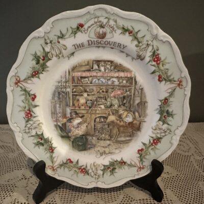 Royal Doulton Brambly Hedge Display Plate - The Discovery