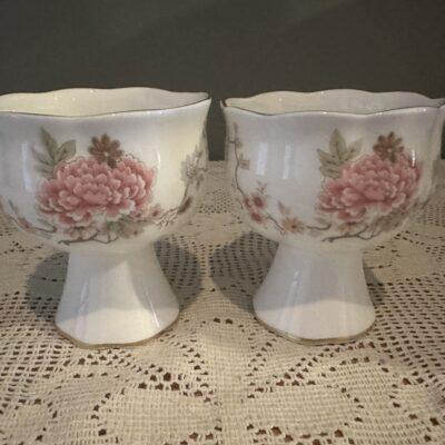Royal Doulton Pair Of Small Candle Holders / Posy Vases in Box - Canton Pattern