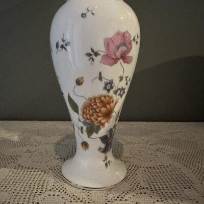Superb Wedgwood Rosemeade Floral Vase In Original Box