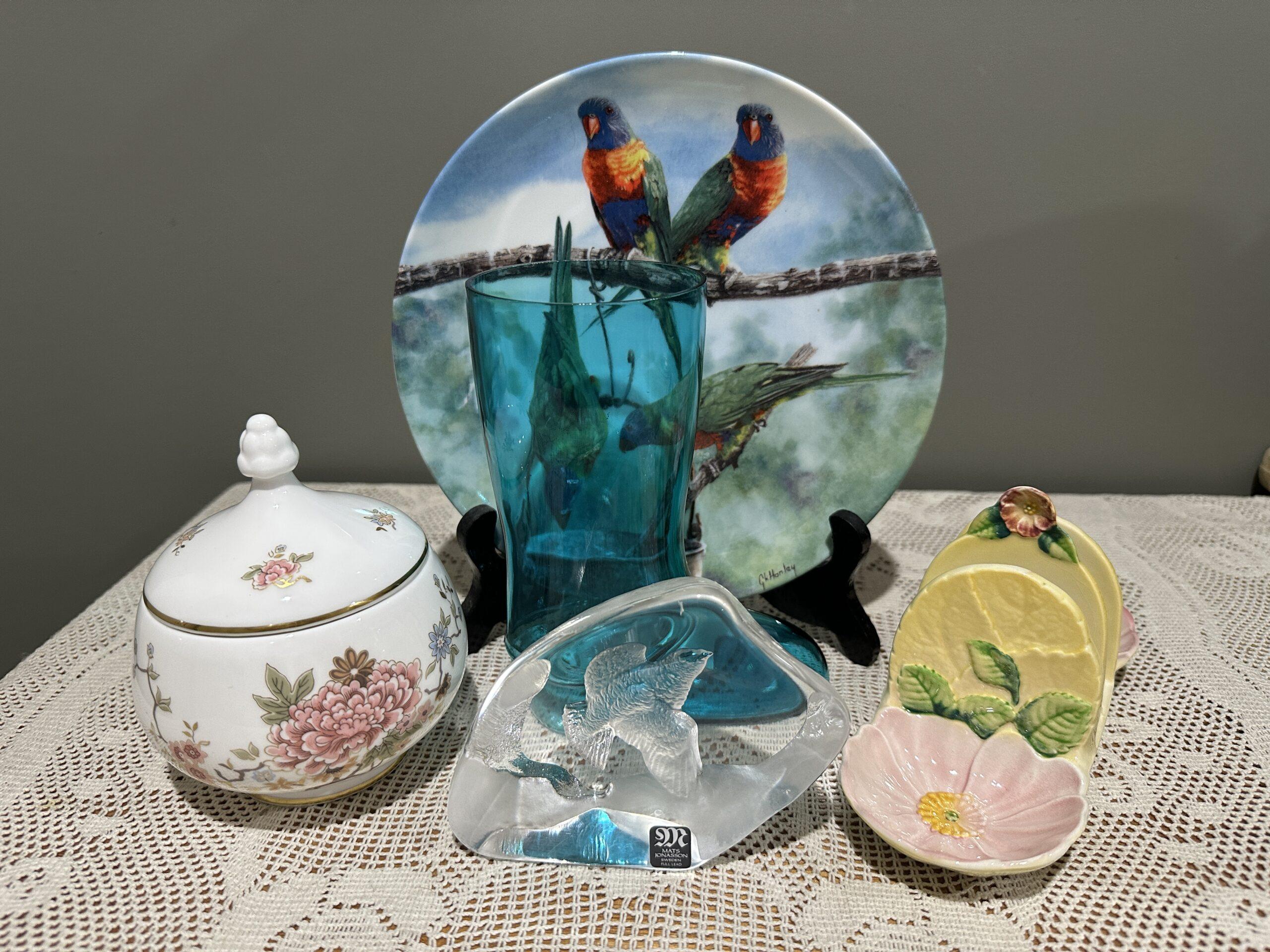 Sneak Peek For The Week – Lorikeet Display Plate, Carlton Ware Wild Rose Toast Rack, Old Colony Teal Glass Ringing Boot Drinking Glass, Royal Doulton Canton Lidded Trinket Box, Mats Jonasson Quail Ice Sculpture