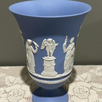 Superb Large White On Blue Wedgwood Jasper Ware Vase - 19.5cm