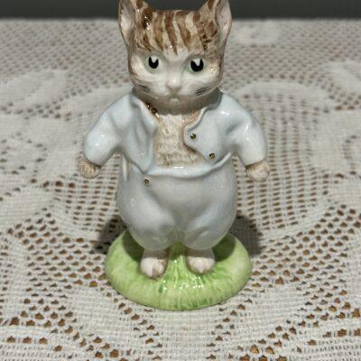 Beswick Beatrix Potter Tom Kitten Figurine With Gold Back Stamp