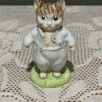 Beswick Beatrix Potter Tom Kitten Figurine With Gold Back Stamp