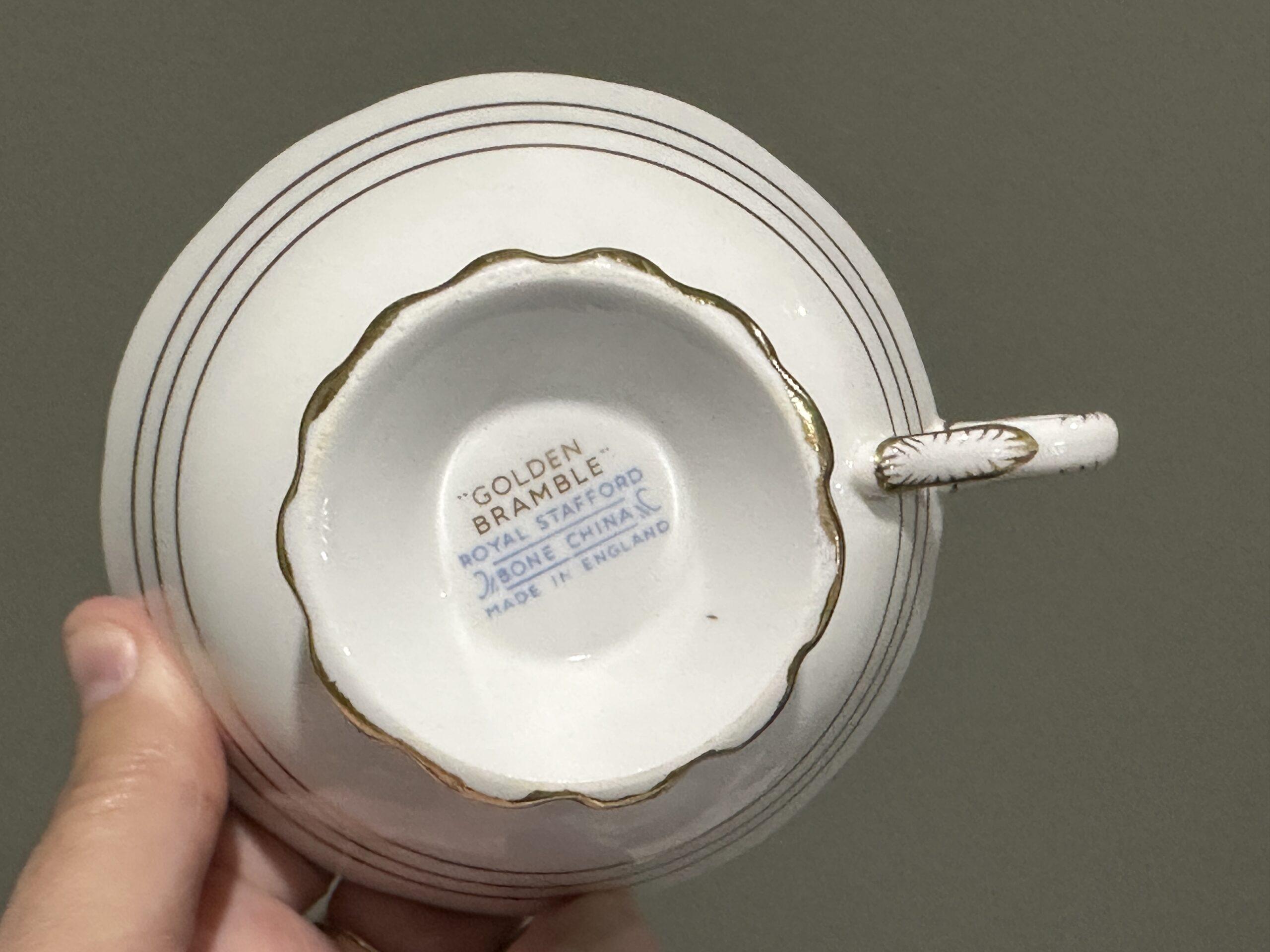 Royal Stafford Richly Gilt Golden Bramble 5pc Dinner Place Setting For One - Image 6